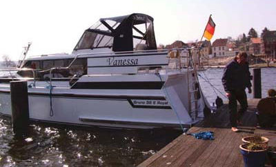 Vanessa - verlinkt zum Anbieter